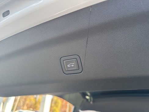 New 2026 Chevrolet Tahoe High Country image 22