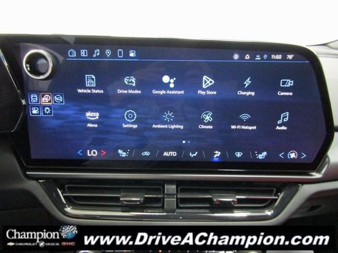 Certified 2025 Chevrolet Equinox EV RS image 5