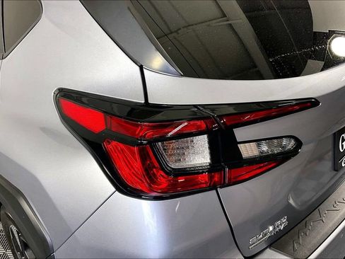 Used 2025 Subaru Crosstrek 2.5i Limited w/ Popular Package #3A AWD/4WD image 39