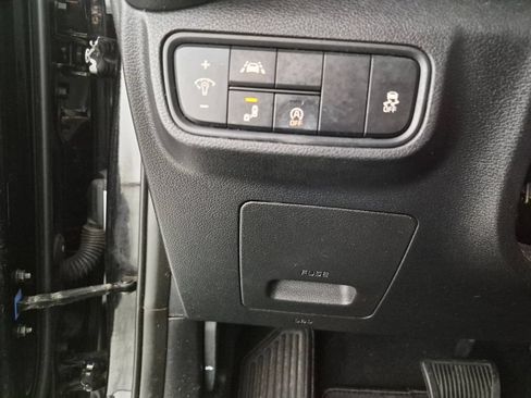 Used 2020 Kia Soul S FWD image 12