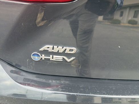 Used 2025 Toyota Camry LE w/ Convenience Package AWD/4WD image 7