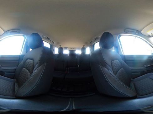 Used 2025 Nissan Pathfinder SV FWD image 45