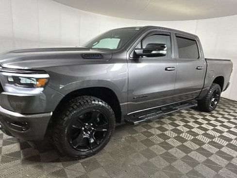 Used 2022 RAM 1500 Big Horn AWD/4WD image 6