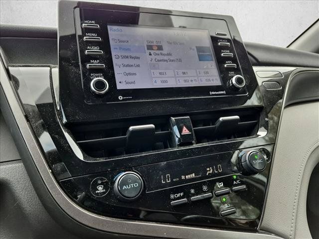 Used 2022 Toyota Camry LE FWD image 12