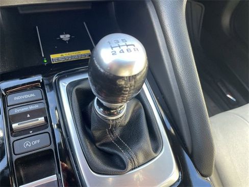 Used 2023 Acura Integra A-Spec image 15