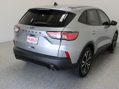 Used 2021 Ford Escape SE w/ SE Sport Appearance Package FWD image 7