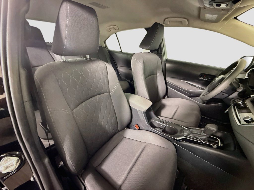 Used 2023 Toyota Corolla LE FWD image 27