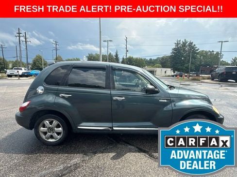 Used 2006 Chrysler PT Cruiser Limited FWD image 6