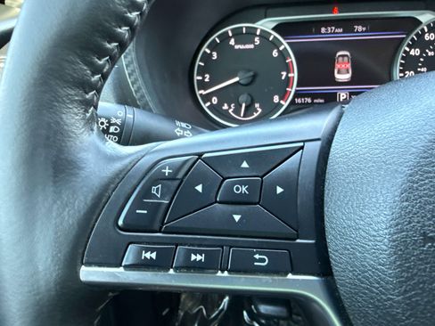 Used 2025 Nissan Sentra SV w/ All-Weather Package FWD image 24