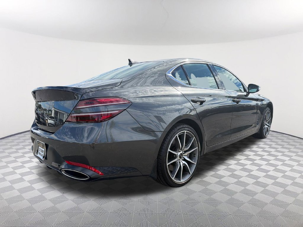 Used 2025 Genesis G70 2.5T RWD image 5
