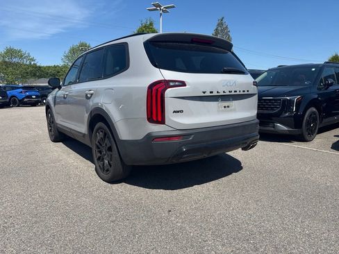 Used 2022 Kia Telluride SX w/ Nightfall Edition Package AWD/4WD image 3