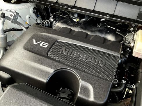 Used 2023 Nissan Pathfinder SL image 31