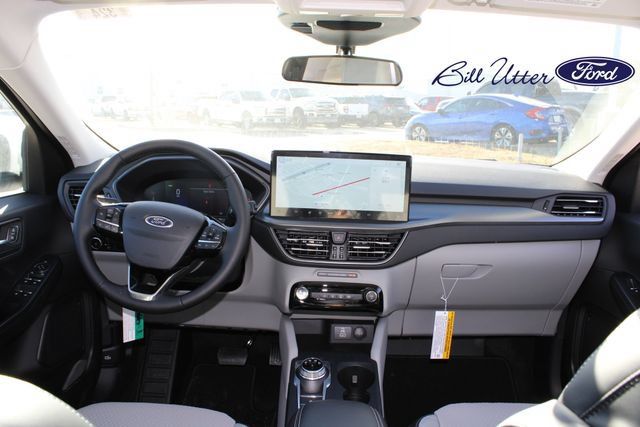 New 2025 Ford Escape SE FWD image 10