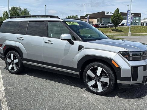Certified 2024 Hyundai Santa Fe Limited AWD/4WD image 2