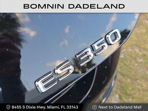 Used 2024 Lexus ES 350 w/ Premium Package image 8