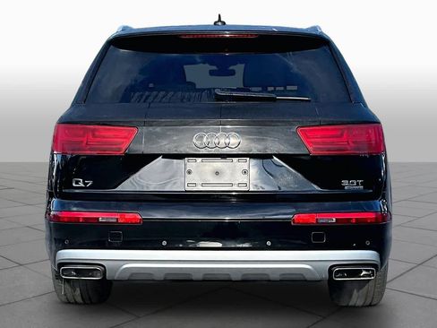 Used 2017 Audi Q7 3.0T Prestige AWD/4WD image 5