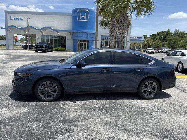 Used 2023 Honda Accord EX-L image 11