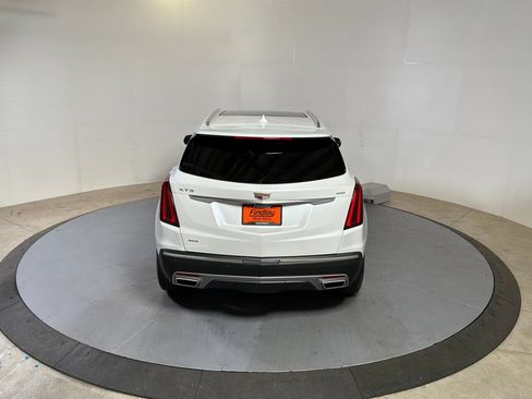 Used 2022 Cadillac XT5 Premium Luxury w/ Platinum Package AWD/4WD image 4