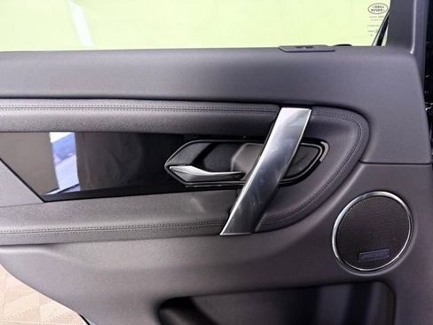 New 2025 Land Rover Discovery Sport S image 29