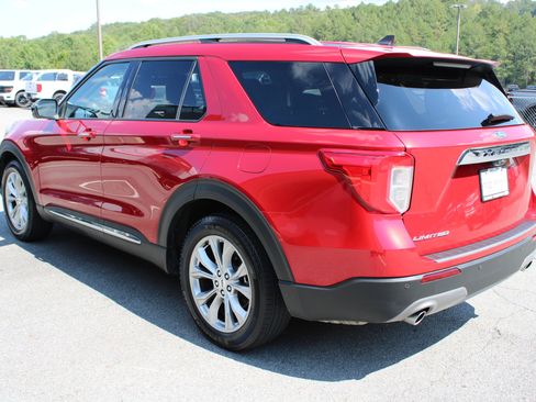 Used 2024 Ford Explorer Limited image 5