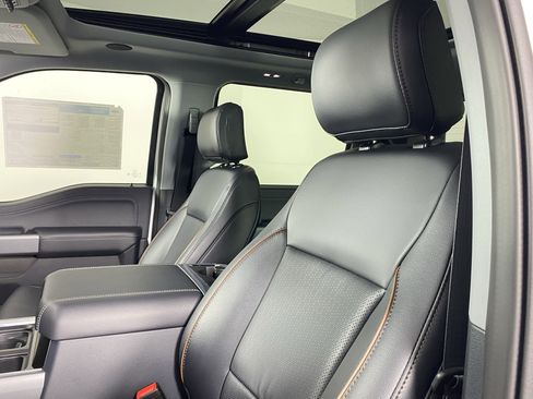 New 2025 Ford F250 Lariat w/ Lariat Ultimate Package image 18