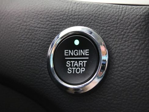Used 2024 Ford Edge SEL AWD/4WD image 12