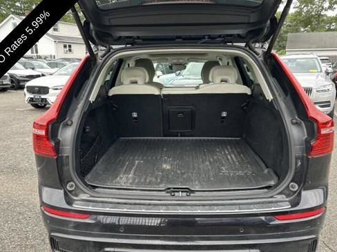 Used 2023 Volvo XC60 B6 Ultimate w/ Protection Package Premier AWD/4WD image 13
