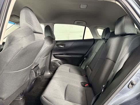 Used 2024 Toyota Venza LE image 20