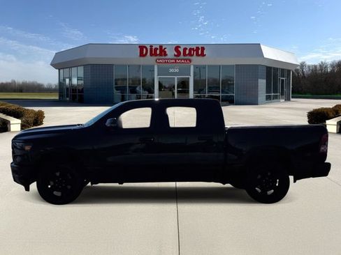Used 2023 RAM 1500 Big Horn AWD/4WD image 4