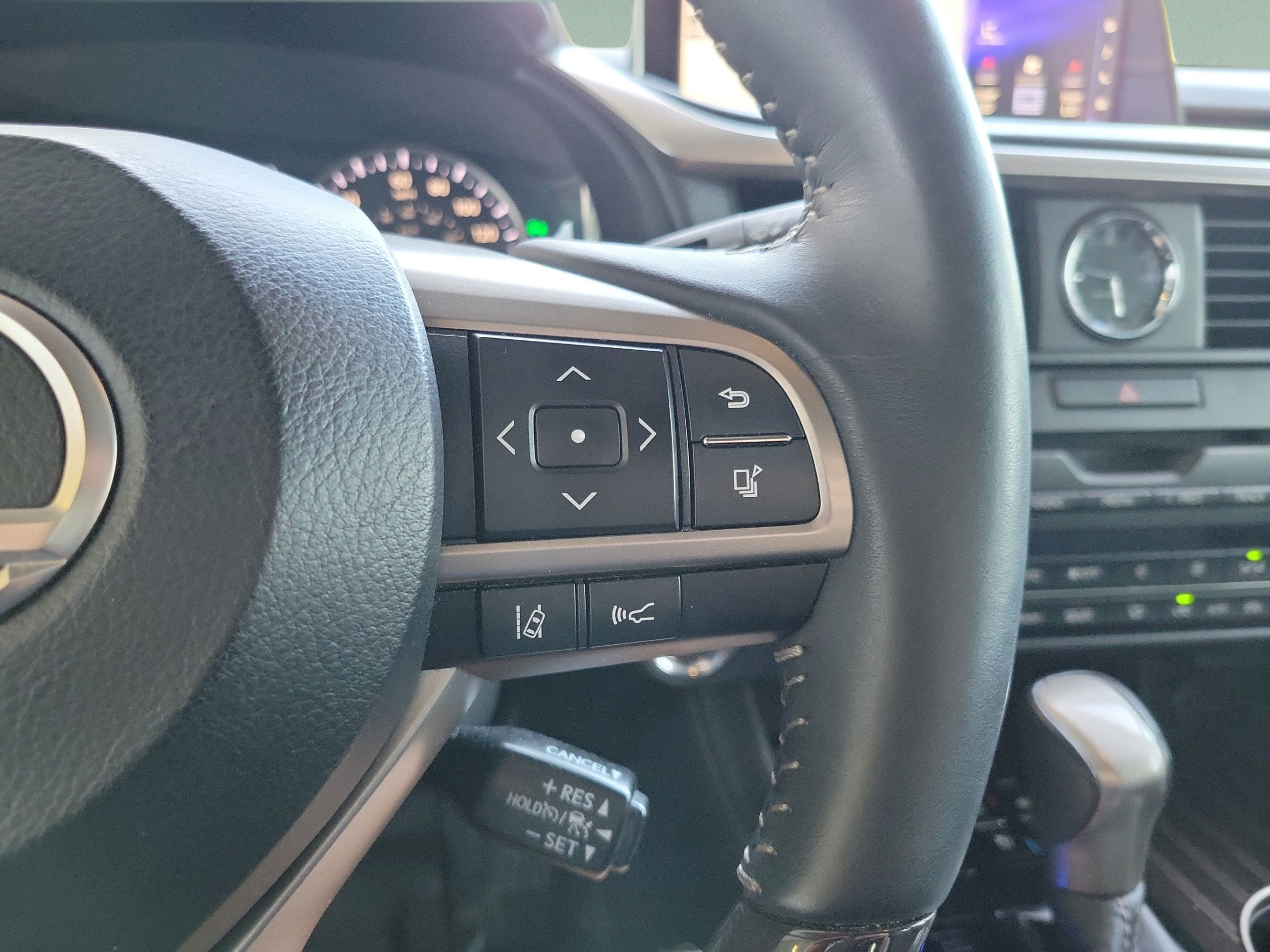 Used 2017 Lexus RX 350 AWD image 14