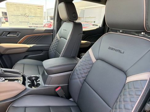 New 2026 GMC Canyon Denali AWD/4WD image 19