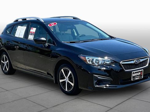 Used 2019 Subaru Impreza 2.0i Premium AWD/4WD image 2