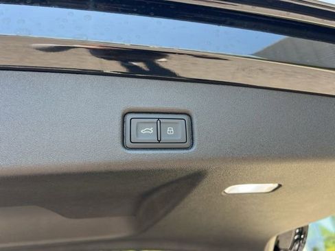 New 2025 Audi Q5 2.0T Premium Plus image 30