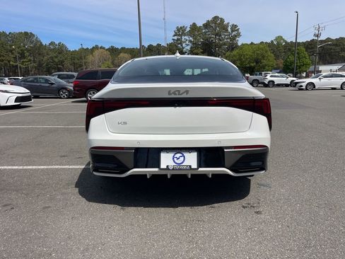 Used 2025 Kia K5 LXS FWD image 6