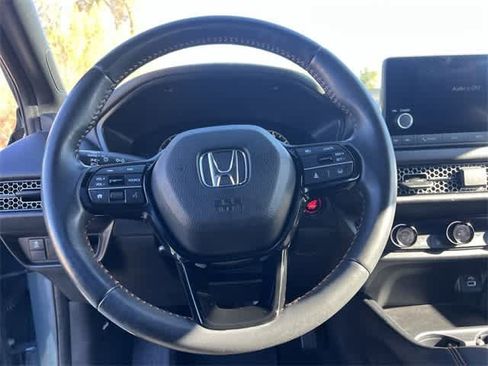 Used 2024 Honda HR-V Sport image 17