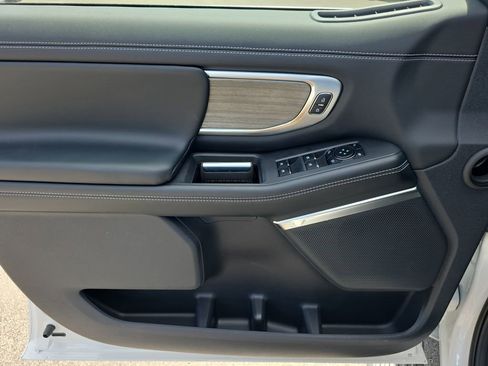 New 2026 Ford Expedition Platinum AWD/4WD image 18