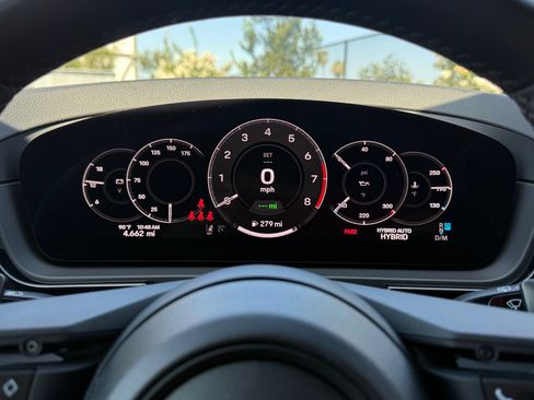 Certified 2026 Porsche Cayenne E-Hybrid AWD/4WD image 16