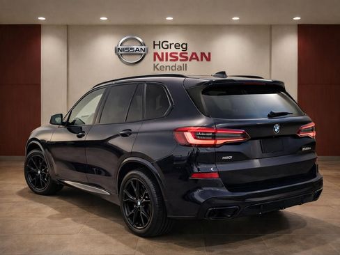 Used 2020 BMW X5 M50i w/ Executive Package image 4