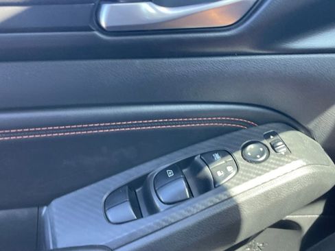 Used 2020 Nissan Altima 2.5 SR w/ Premium Package image 6