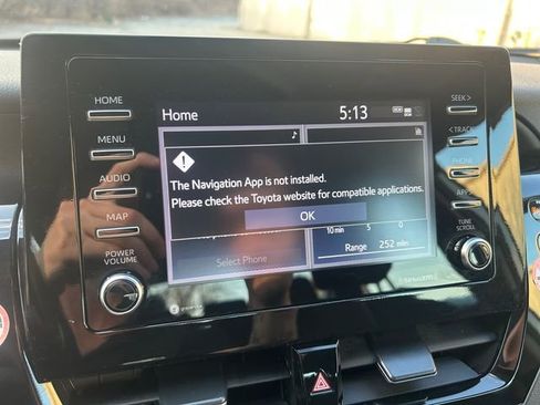 Used 2024 Toyota Camry SE image 18