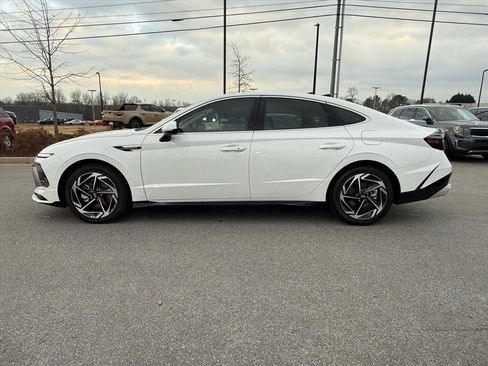 New 2026 Hyundai Sonata SEL FWD image 6