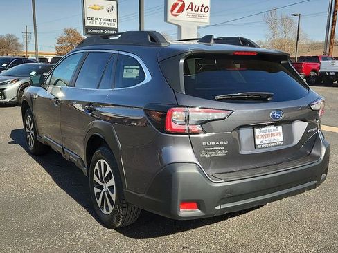 Used 2025 Subaru Outback Premium w/ Popular Package #1A image 3