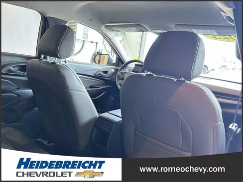 Used 2025 Chevrolet Trax ACTIV w/ Driver Confidence Package FWD image 31
