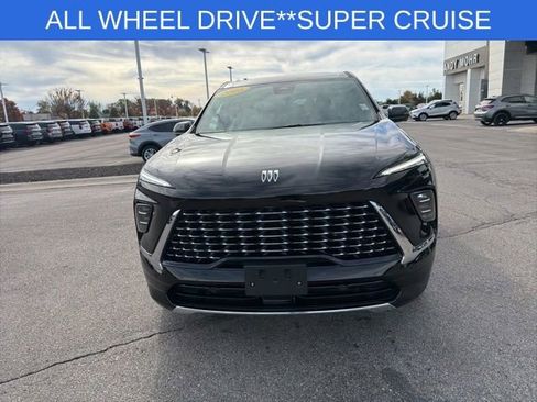 Used 2025 Buick Enclave Avenir w/ Super Cruise Package image 4