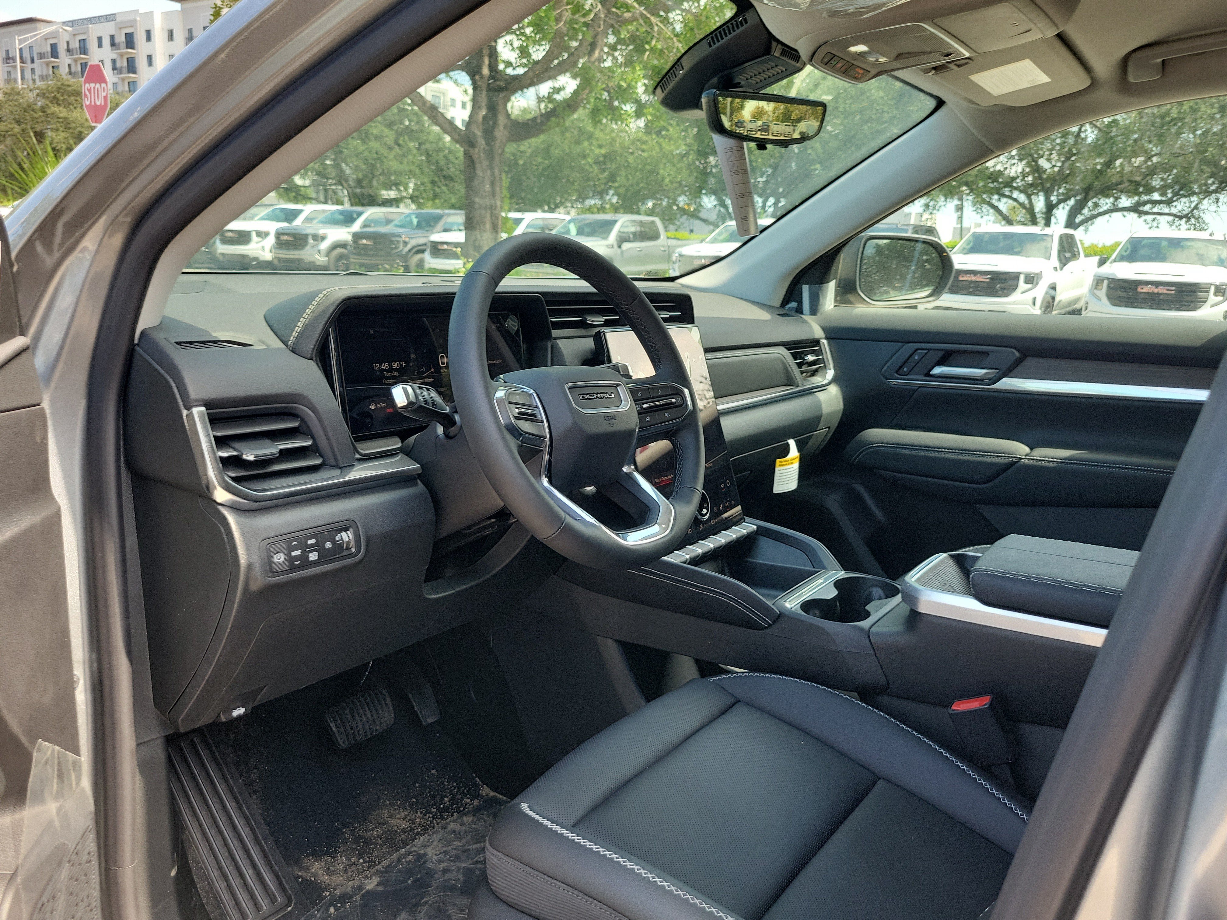 New 2027 GMC Terrain Denali w/ LPO, Floor Liner Package AWD/4WD image 8