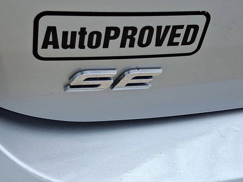 Used 2019 Hyundai Elantra SE w/ Cargo Package FWD image 29