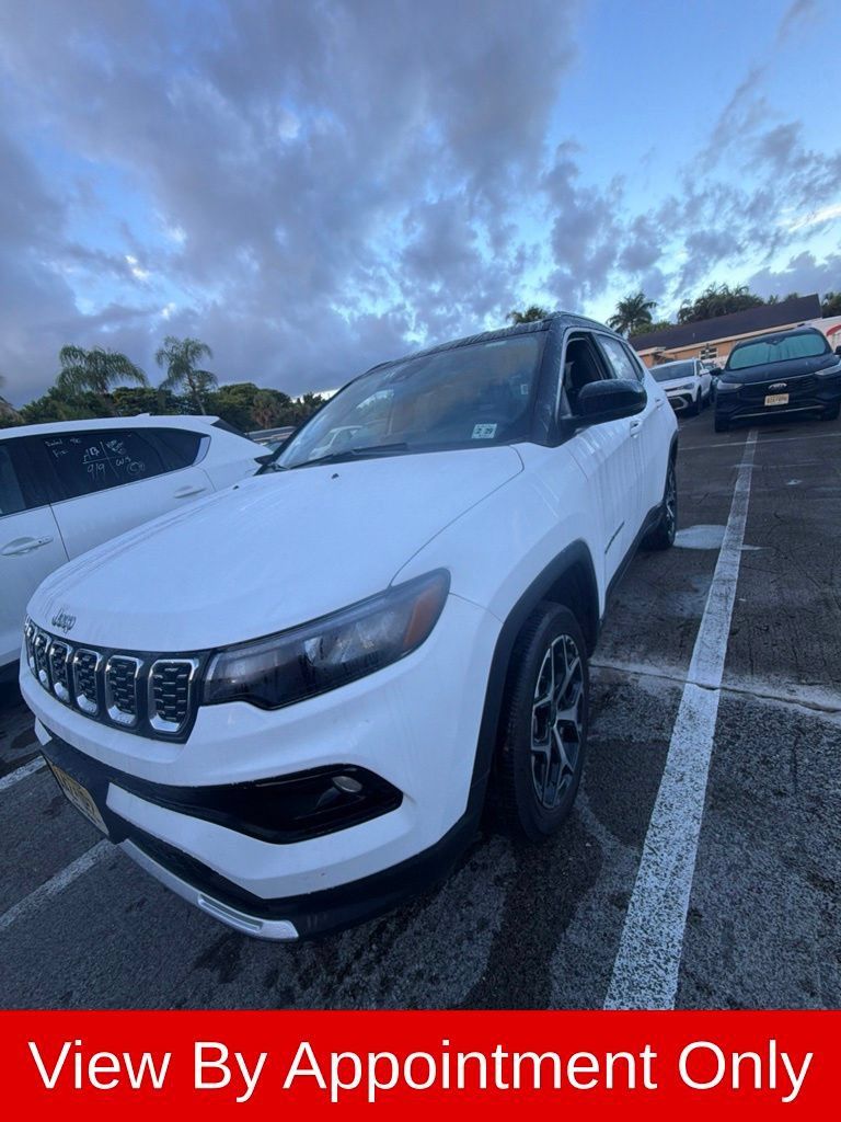 Used 2025 Jeep Compass Limited AWD/4WD image 1