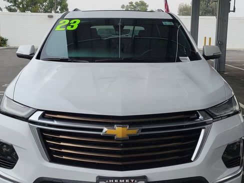 Certified 2023 Chevrolet Traverse High Country FWD image 29