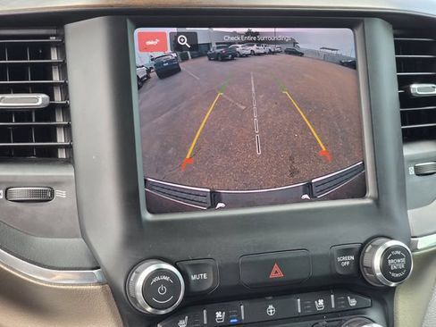 Used 2022 RAM 1500 Laramie RWD image 11
