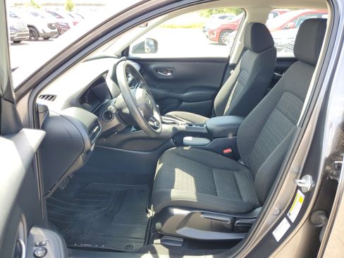 Certified 2023 Honda HR-V LX image 13
